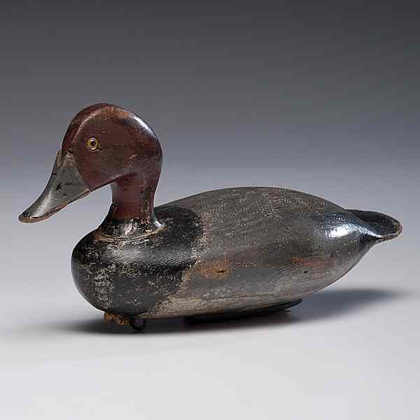 Appraisal: Red Headed Drake Decoy American a carved and hand-painted red-head