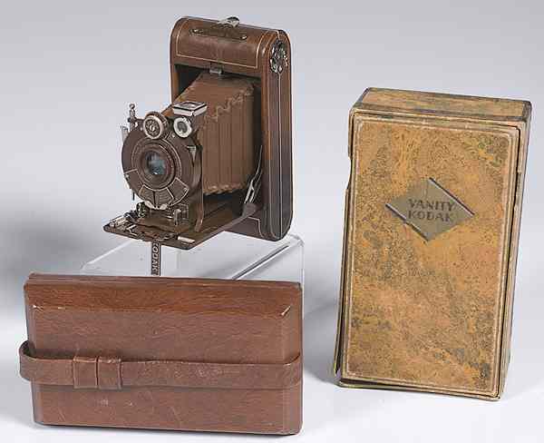 Appraisal: Brown Kodak Vanity Camera in Original Box Vest Pocket Kodak