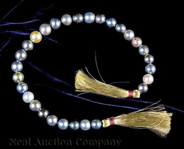 Appraisal: A Strand of Tricolor Tahitian Grey Pearls graduated from mm