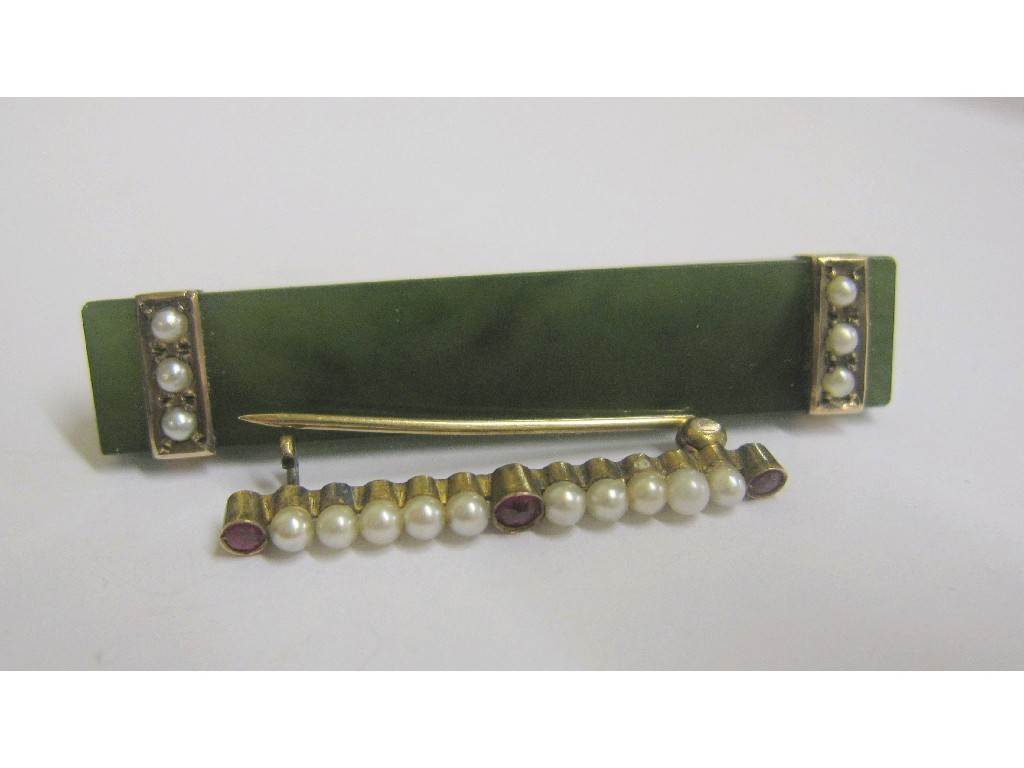 Appraisal: Lot comprising jade bar brooch with seed pearl set gold