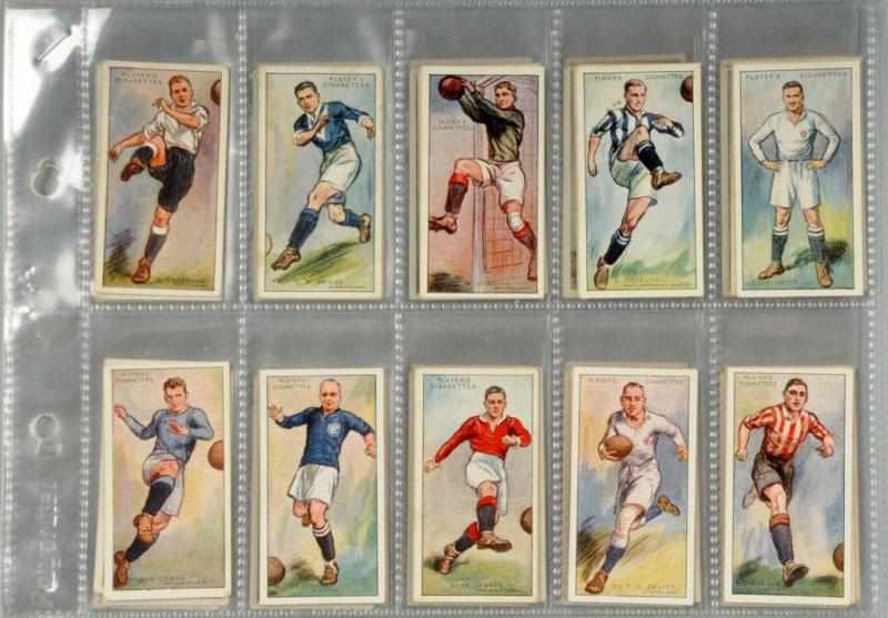 Appraisal: John Player Footballers Tobacco Card Set Description This colorful set