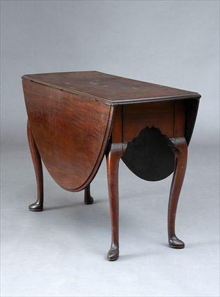 Appraisal: QUEEN ANNE MAHOGANY GATELEG TABLE With bowed ends and d-shape