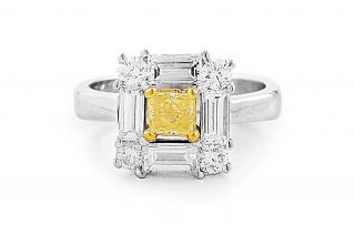 Appraisal: A Fancy Yellow Diamond Ring K white gold ring with