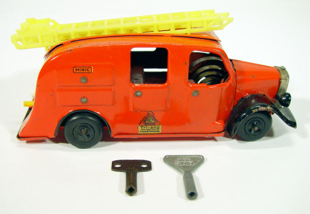 Appraisal: Triang Minic tinplate clockwork fire engine with keys cm in