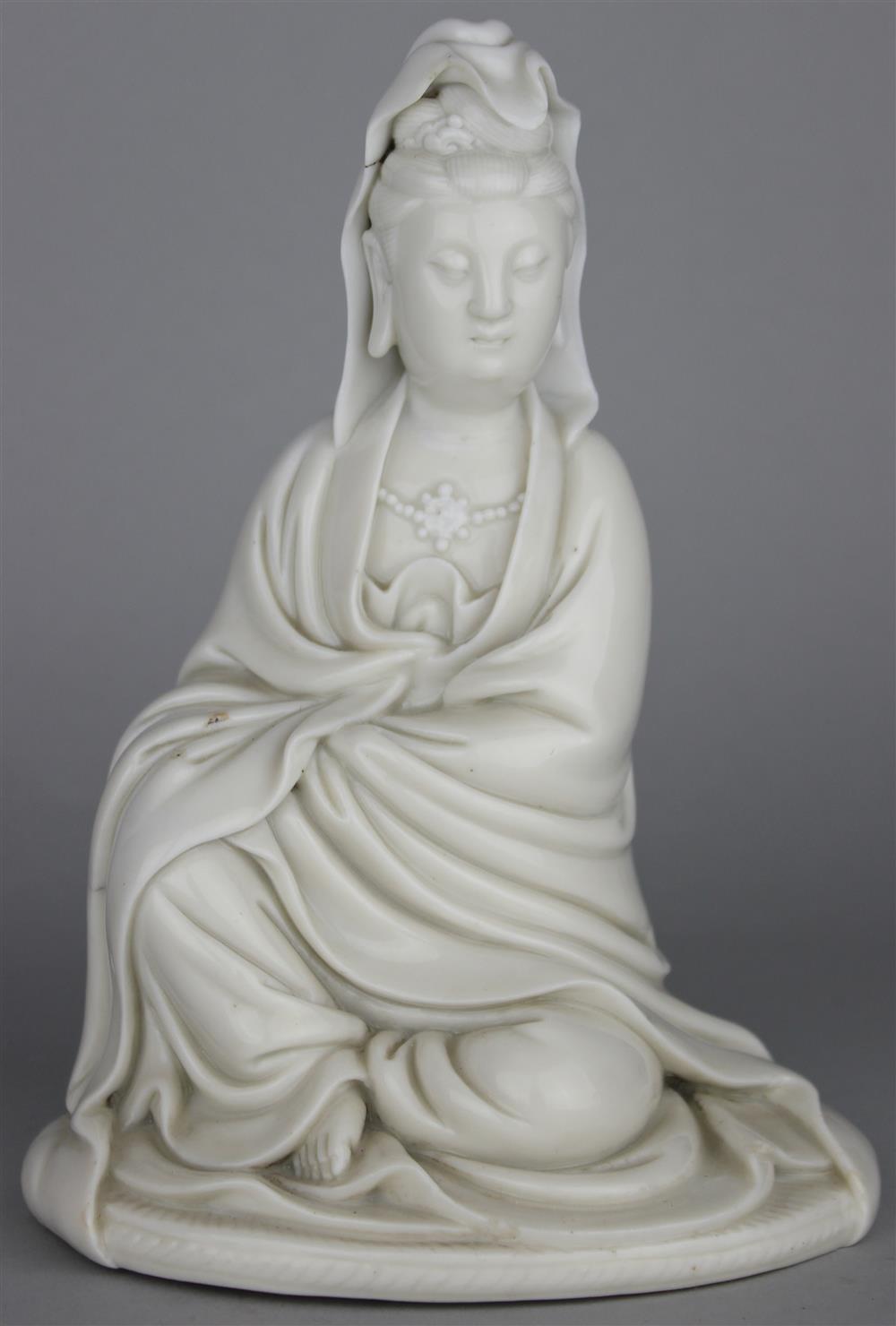 Appraisal: CHINESE BLANC DE CHINE SEATED FIGURE OF GUANYIN TH CENTURY