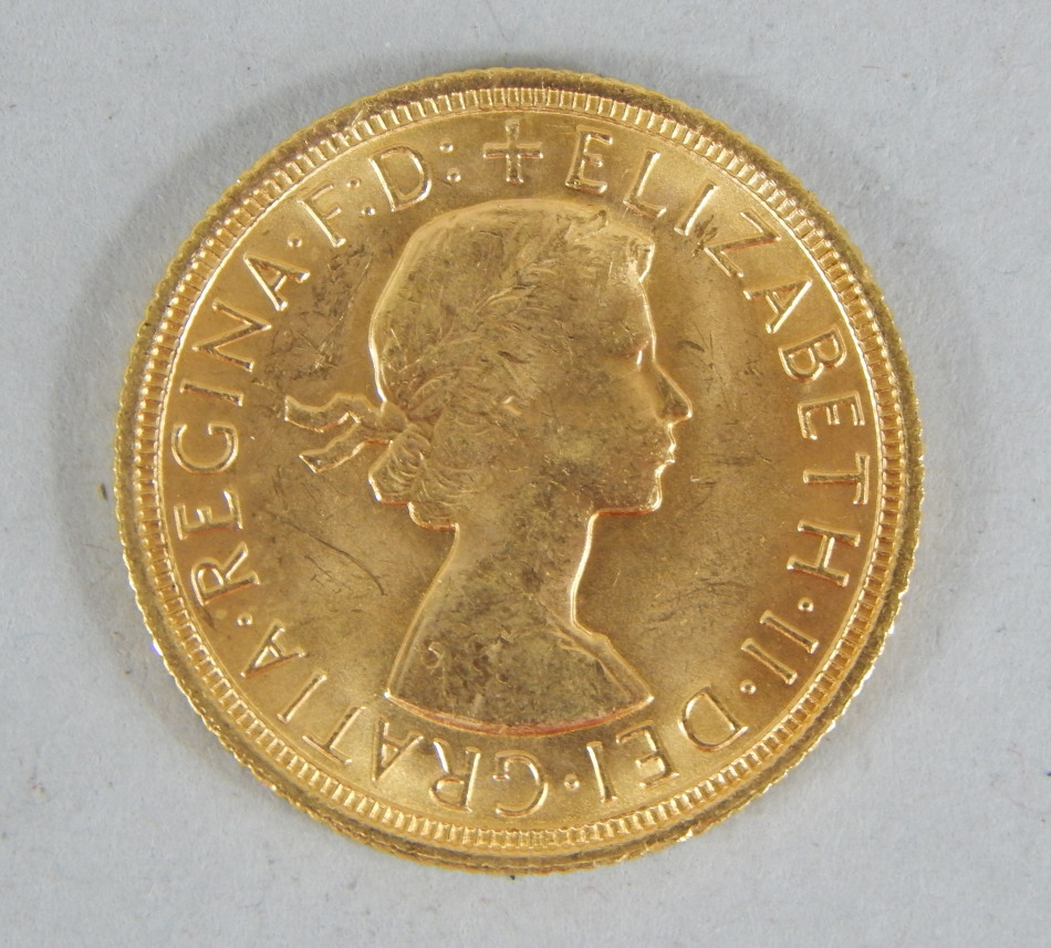 Appraisal: An Elizabeth II full gold sovereign