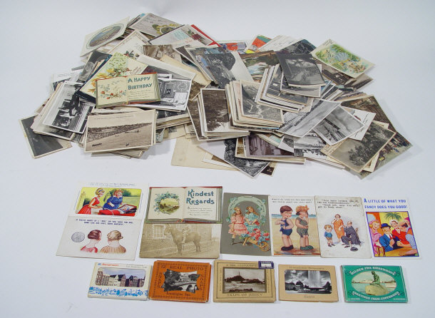 Appraisal: Extensive collection of postcards various topics including black and white