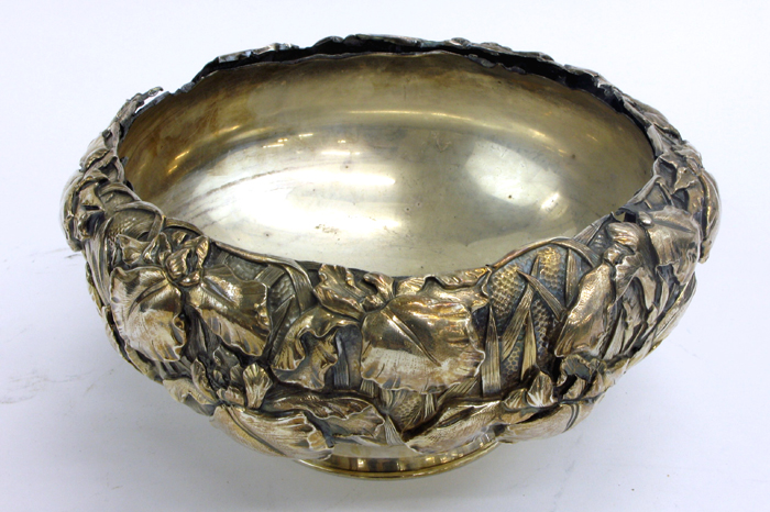 Appraisal: A JAPANESE STERLING SILVER CENTER BOWL with liner A heavily