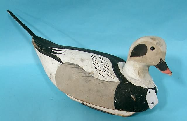 Appraisal: Gunning-style Old Squaw decoy by Roe Terry