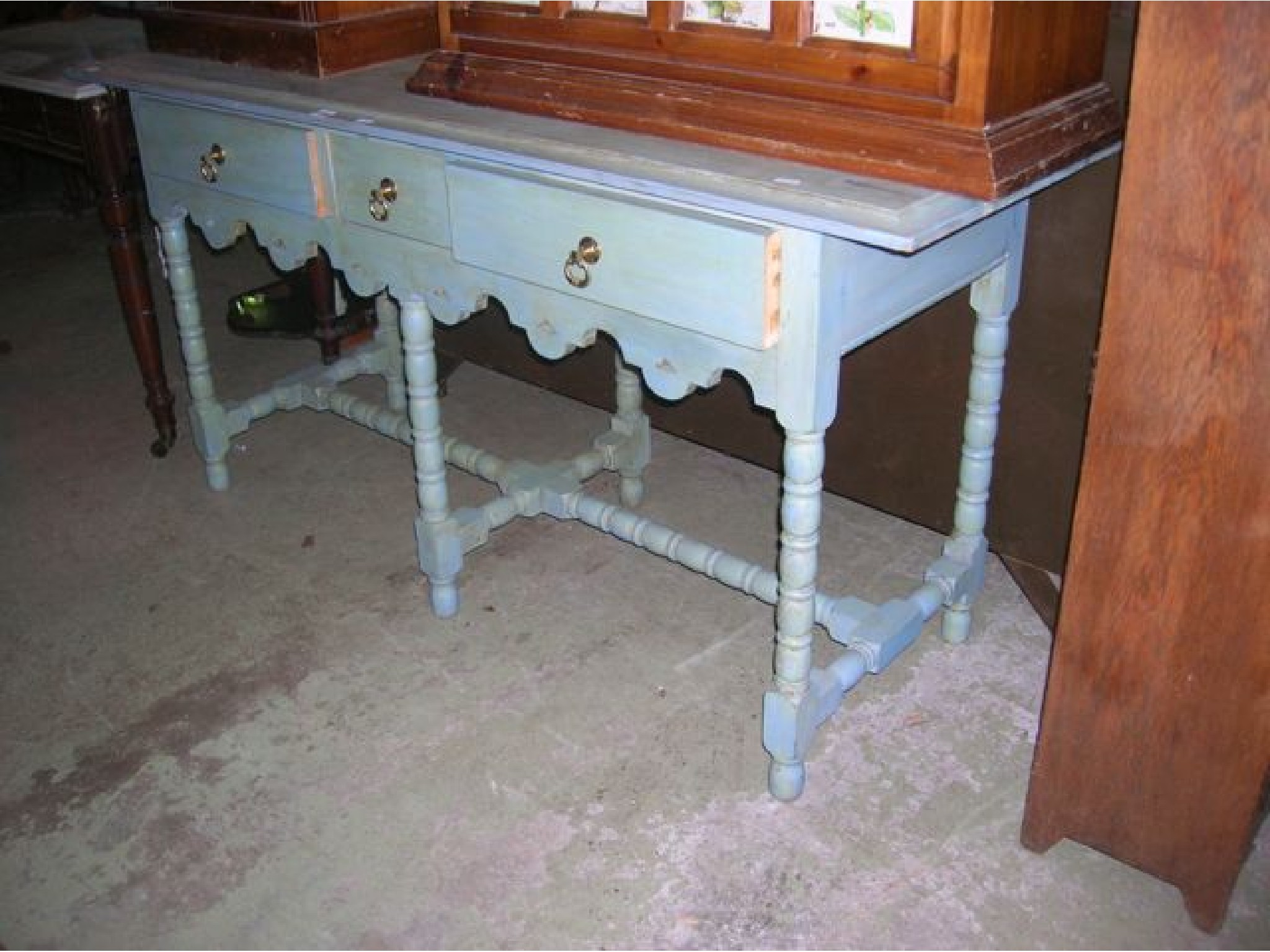 Appraisal: A pine dresser side table of rectangular form with blue