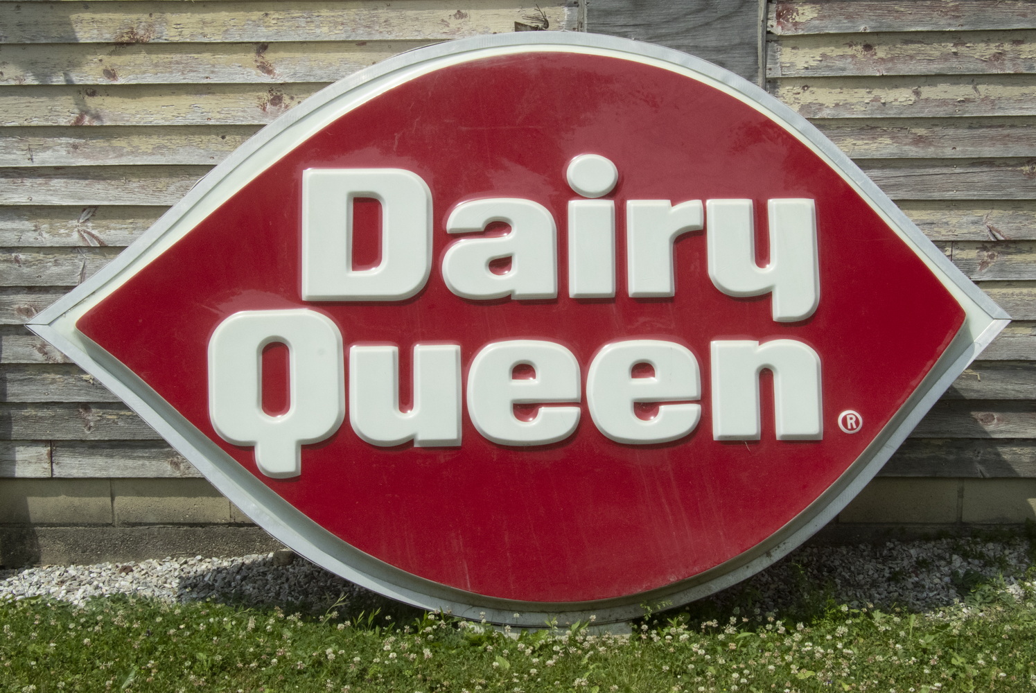 Appraisal: DAIRY QUEEN ROAD SIGN Single side road sign with aluminium