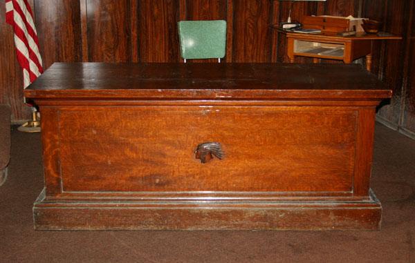 Appraisal: Mission oak desk with applied Native American carvings I O