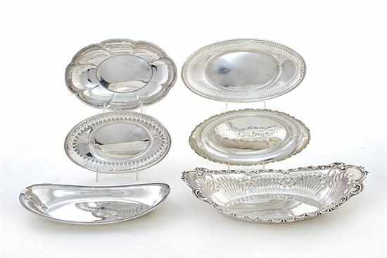 Appraisal: American sterling bread trays New York circa - Whiting comprising