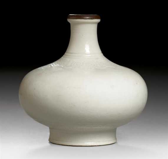 Appraisal: SMALL CREAM-WHITE GLAZED VASE WITH INCISED DESIGN China ca th