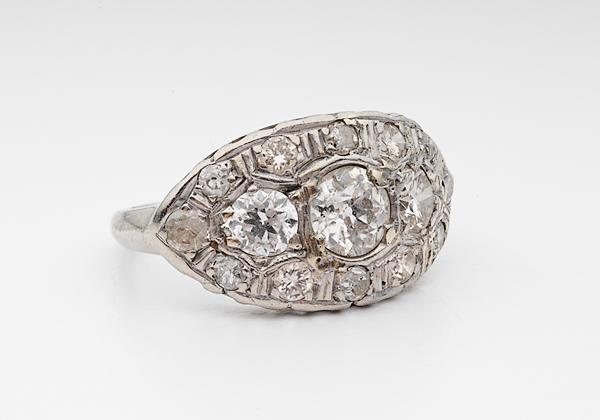 Appraisal: EUROPEAN-CUT DIAMOND RING A ca - stamped kt white gold