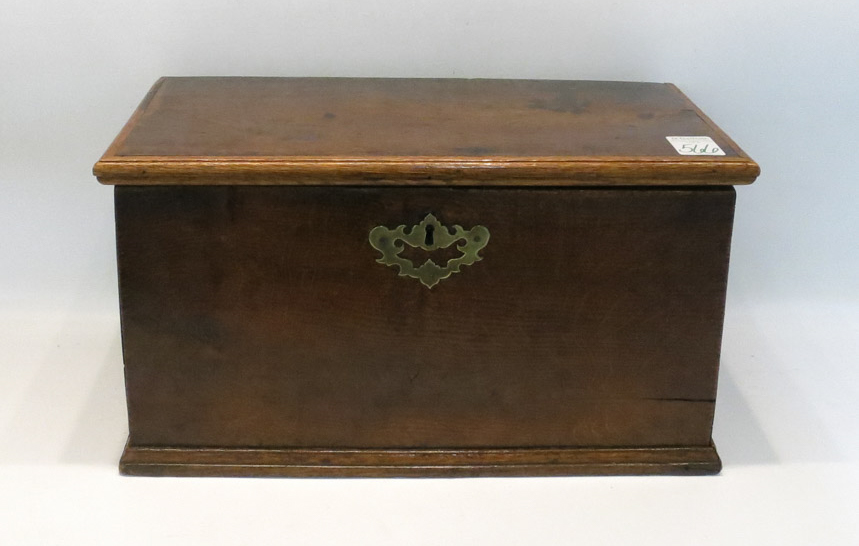 Appraisal: HINGE-TOP OAK BOX with brass escutcheon Dimensions L x W