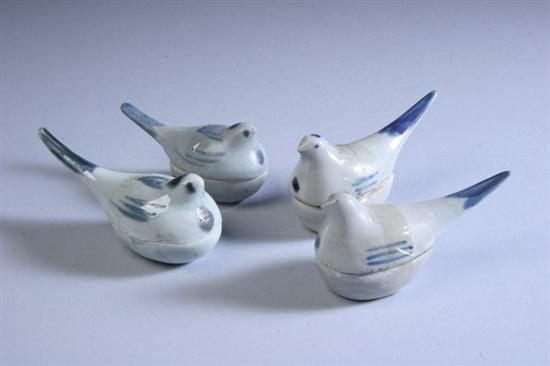 Appraisal: THREE CHINESE BLUE AND WHITE PORCELAIN BIRD-FORM BOXES Ming dynasty