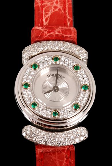 Appraisal: Dianoor Chameleon IV a lady's carat white gold emerald and