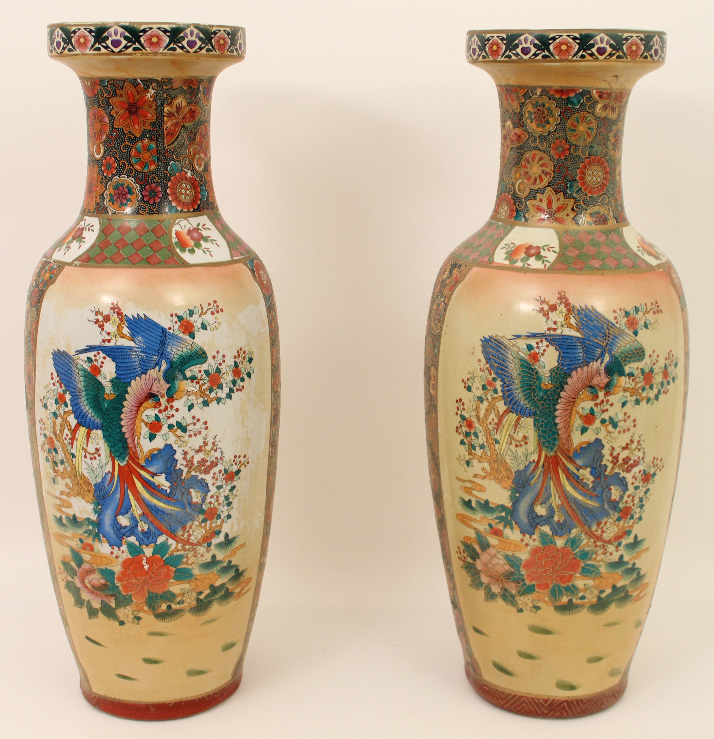 Appraisal: PAIR OF LATE JAPANESE SATSUMA VASES Pair of late Japanese