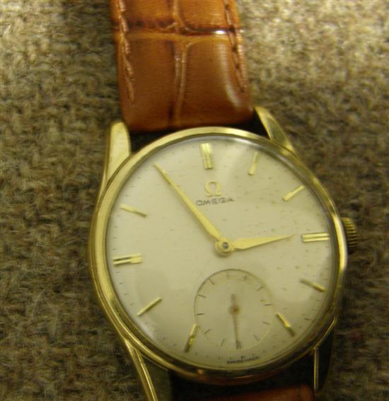 Appraisal: Omega gold plated gentlemans wrist watch with subsidiary second dial