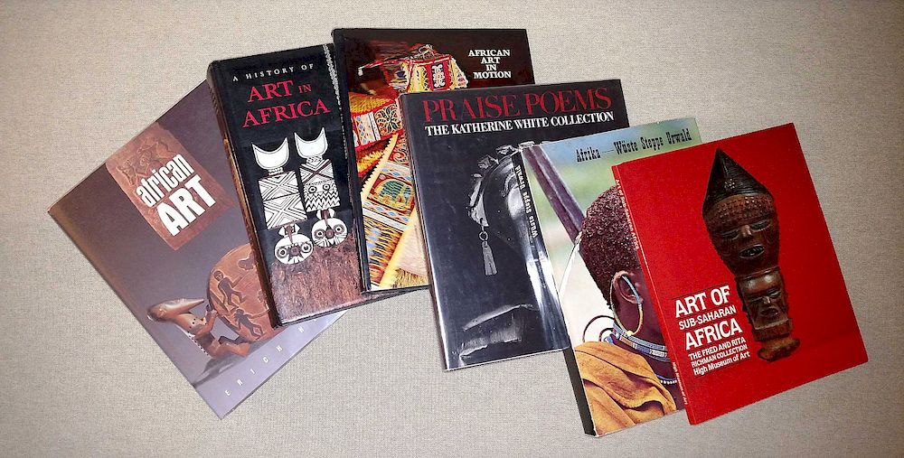 Appraisal: African Art Reference Books African Art by Erich Herold Hamlyn