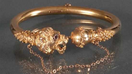 Appraisal: Antique unmarked gold lion-form bangle bracelet th century with granulated