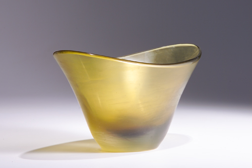 Appraisal: VENINI Inciso flaring bowl of olive green sommerso glass Circular