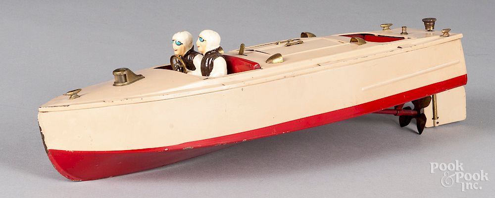 Appraisal: Lionel pressed steel clockwork speedboat Lionel pressed steel clockwork speedboat