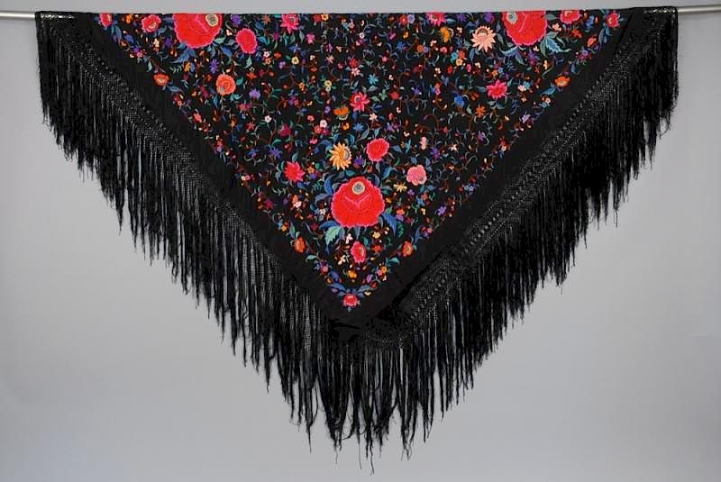 Appraisal: CHINESE EXPORT SILK EMBROIDERED SHAWL c Double sided black square