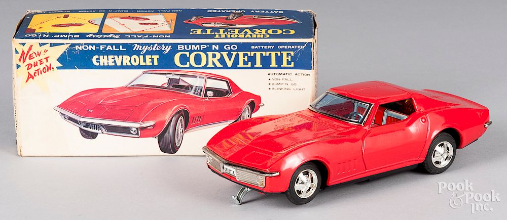 Appraisal: Japanese tin battery operated Corvette Japanese tin battery operated Corvette