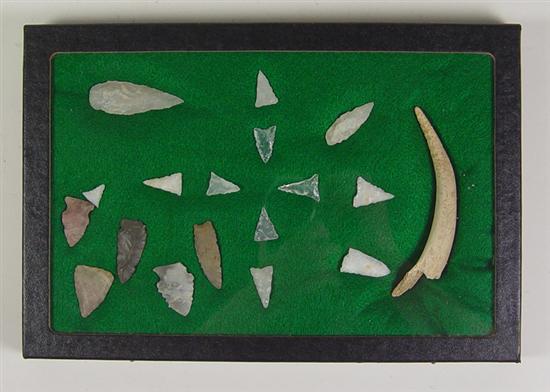 Appraisal: Woodland Indian Bird Points quartz and flint bird points and