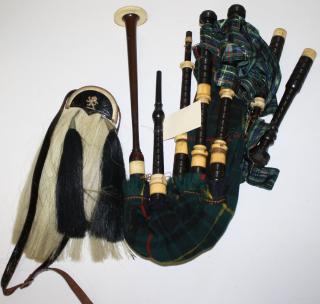 Appraisal: Bagpipes And Sporran Sporran with lion device and Bagpipes in