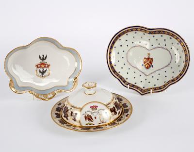 Appraisal: A Derby armorial kidney-shaped dish circa pink marks decorated with