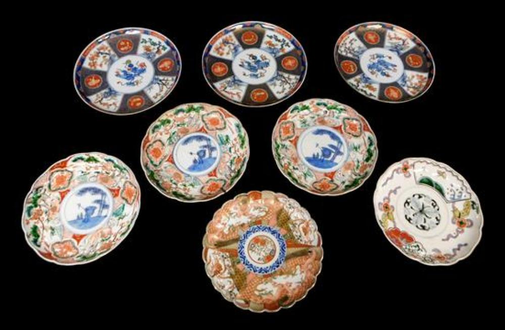 Appraisal: ASIAN Eight Japanese Imari porcelain plates late th early th