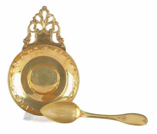 Appraisal: K gold porringer bearing the hallmark of William Forbes New