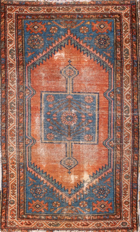 Appraisal: ANATOLIAN GEOMETRIC MEDALLION RUG ANTIQUE Turkish Anatolian antique rug with