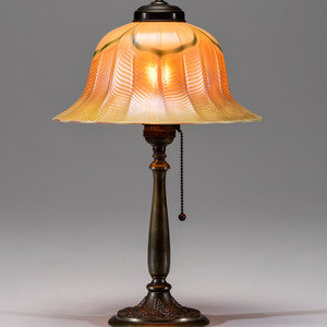 Appraisal: Quezal American Early th Century Desk Lamp with Pulled Feather