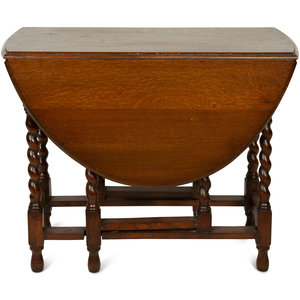 Appraisal: A William and Mary Style Oak Drop-Leaf Table Early th