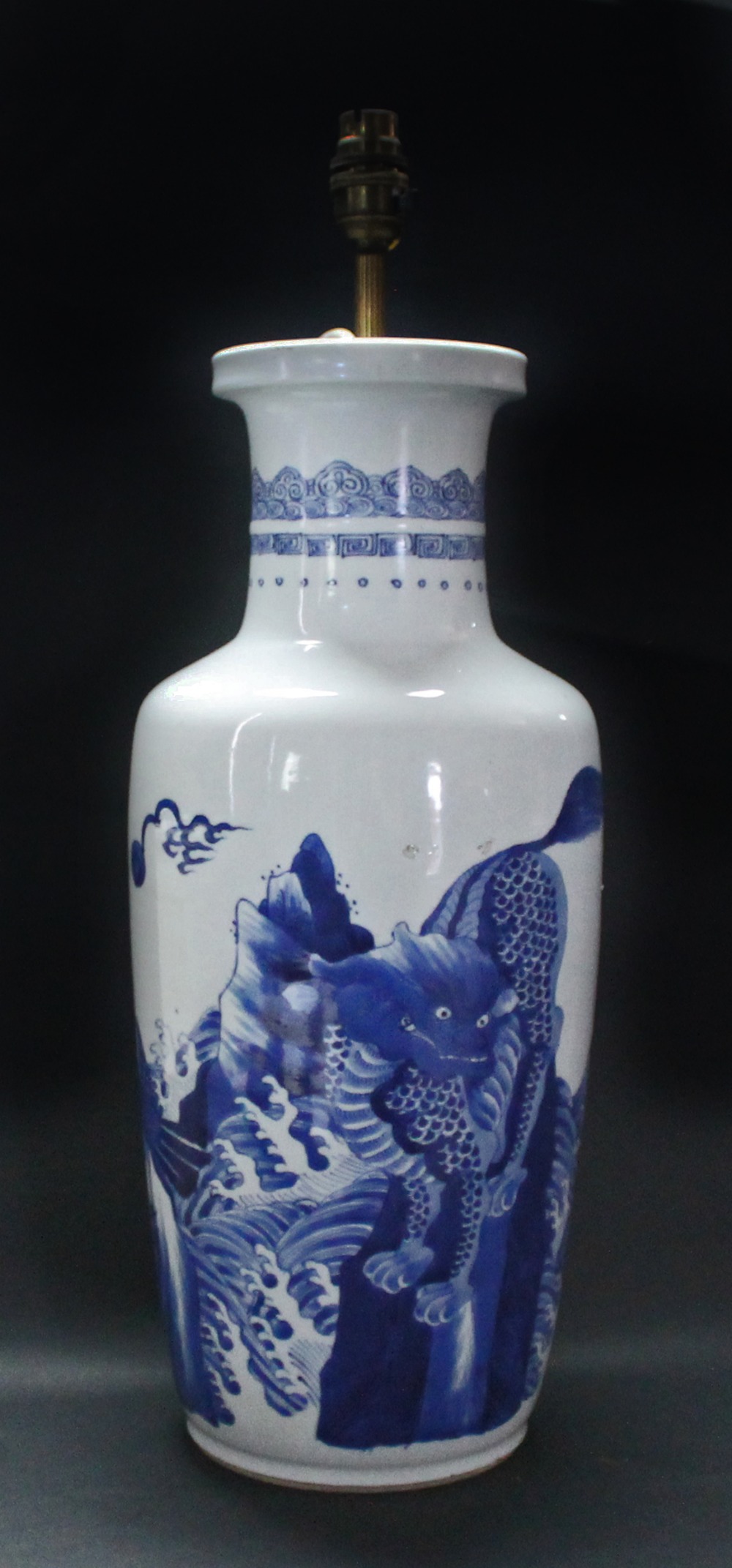 Appraisal: A Chinese blue and white rouleau vase th th century