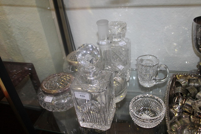 Appraisal: A SMALL COLLECTION OF GLASS to include a Dartington glass