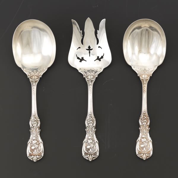 Appraisal: THREE REED BARTON STERLING SILVER SERVERS FRANCIS I PATTERN Including