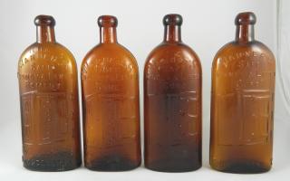 Appraisal: Medicine bottles 'Warner's Safe' Medicine- oval marked 'Warner's Safe Kidney