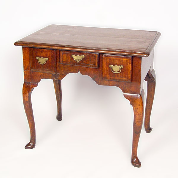 Appraisal: PERIOD GEORGE II LOWBOY CHEST Ca Measures '' high x