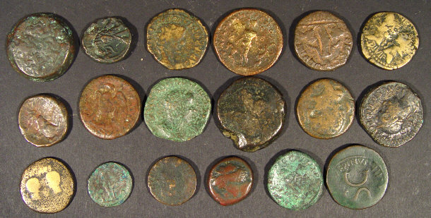 Appraisal: Collection of Roman and Grecian bronze and copper coins