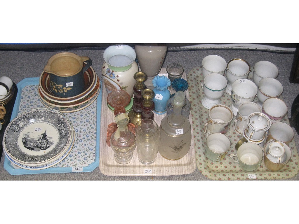 Appraisal: Lot comprising three trays of assorted ceramics and glass items