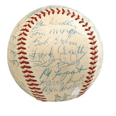 Appraisal: NEW YORK YANKEES AUTOGRAPHED BASEBALL Condition Report