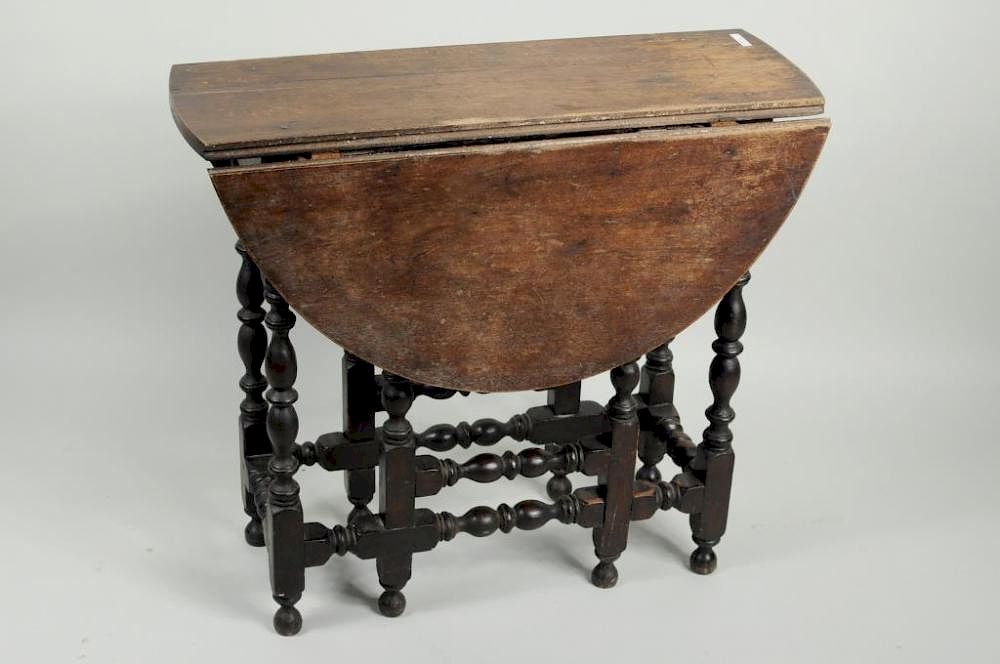 Appraisal: William Mary Oak Round Drop Leaf Table William Mary round