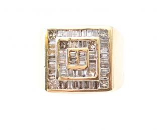 Appraisal: Unisex k Yellow Gold Diamond Ring Unisex k yellow gold