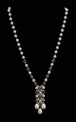 Appraisal: Cultured pearl gemstone necklace woven style central decoration with three