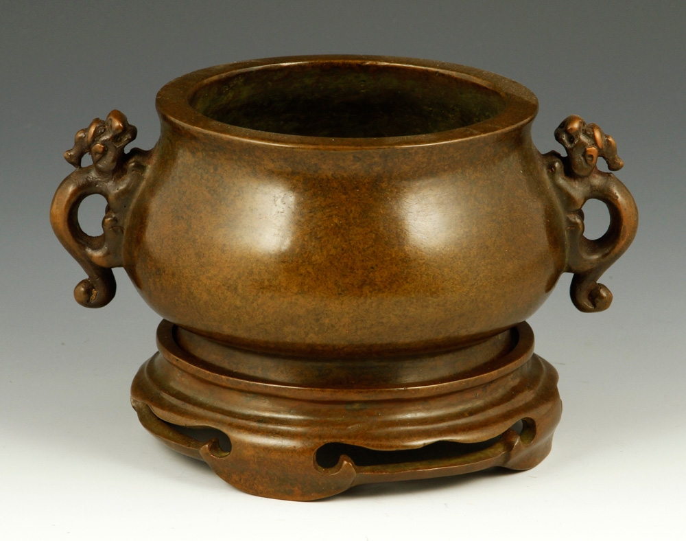 Appraisal: - Antique Chinese Bronze Censer Antique bronze censer China with